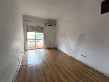 Apartamento T2 para Venda em Malveira e São Miguel de Alcainça