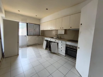 Apartamento T2 para Venda em Malveira e São Miguel de Alcainça