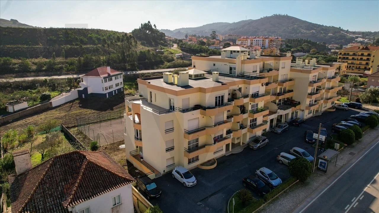 Apartamento T2 para Venda em Malveira e São Miguel de Alcainça Foto 1