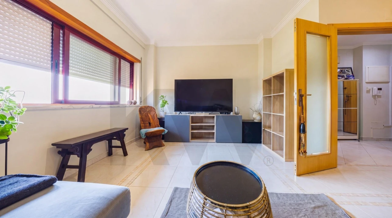 Apartamento T1 para Venda em Mina de Água Foto 3
