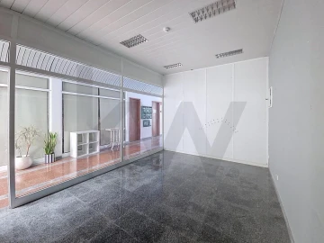 Loja para Venda em Almeirim