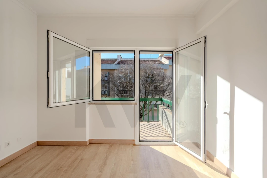 Apartamento T1 para Arrendamento em Oeiras e São Julião da Barra, Paço de Arcos e Caxias Foto 1