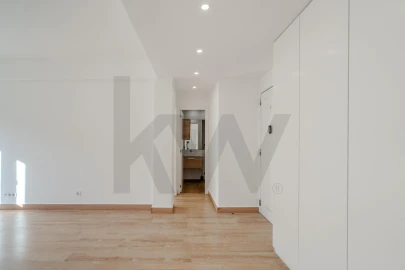 Apartamento T1 para Arrendamento em Oeiras e São Julião da Barra, Paço de Arcos e Caxias