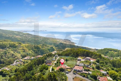 Moradia T3 para Venda em Santa Cruz