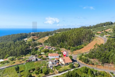 Moradia T3 para Venda em Santa Cruz