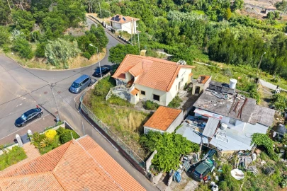 Moradia T3 para Venda em Santa Cruz