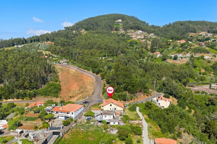 Moradia T3 para Venda em Santa Cruz Foto 10