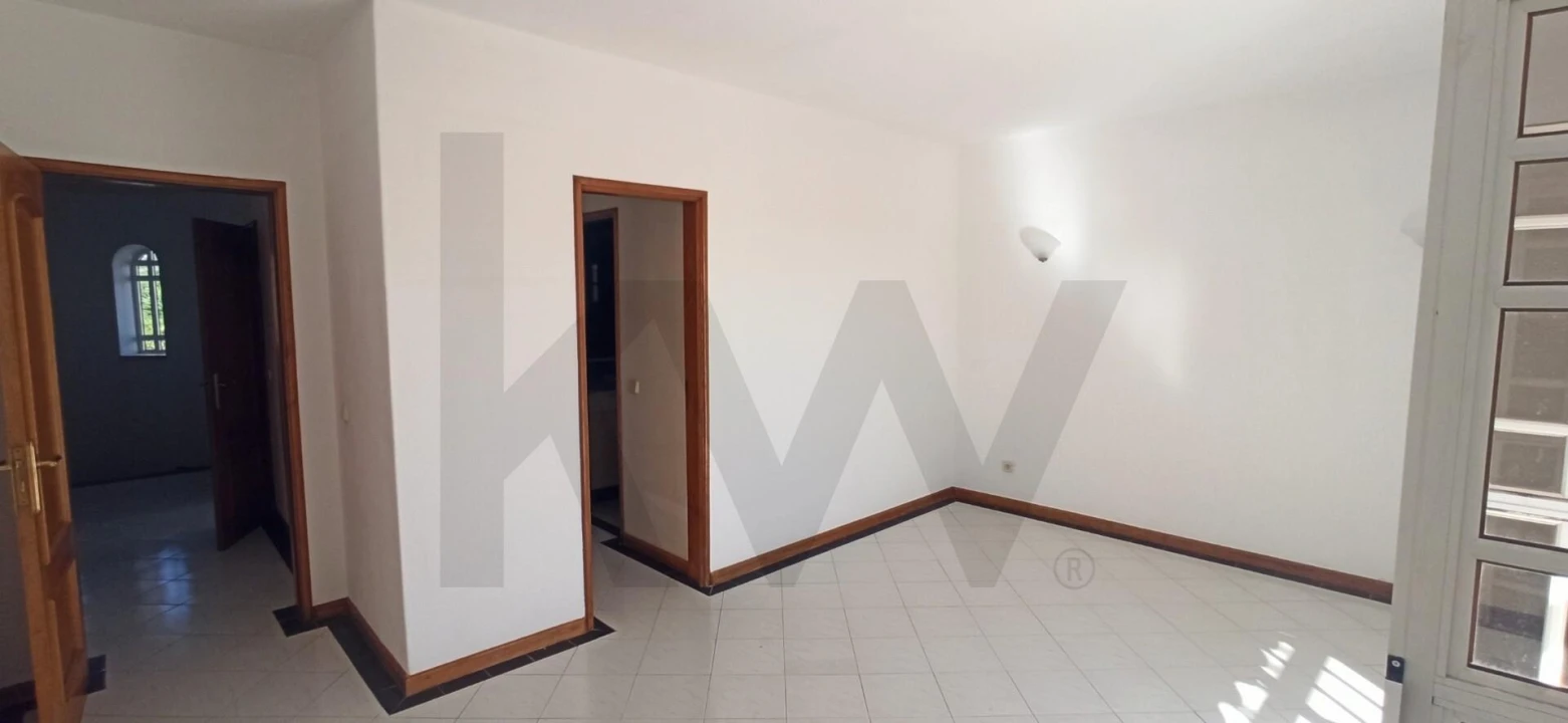 Moradia T3 para Venda em Alvor Foto 20
