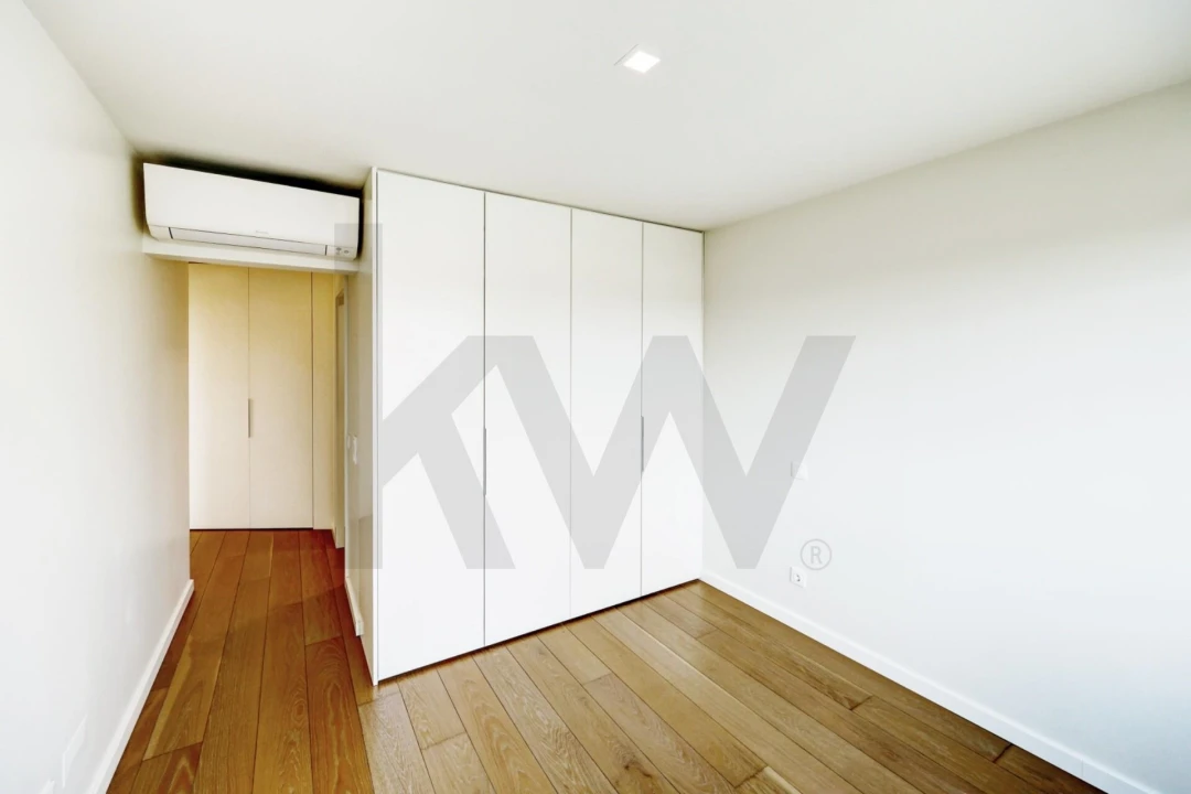 Apartamento T1 para Arrendamento em Carcavelos e Parede Foto 23