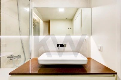 Apartamento T1 para Arrendamento em Carcavelos e Parede