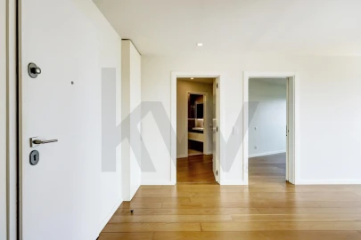 Apartamento T1 para Arrendamento em Carcavelos e Parede