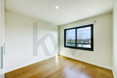 Apartamento T1 para Arrendamento em Carcavelos e Parede