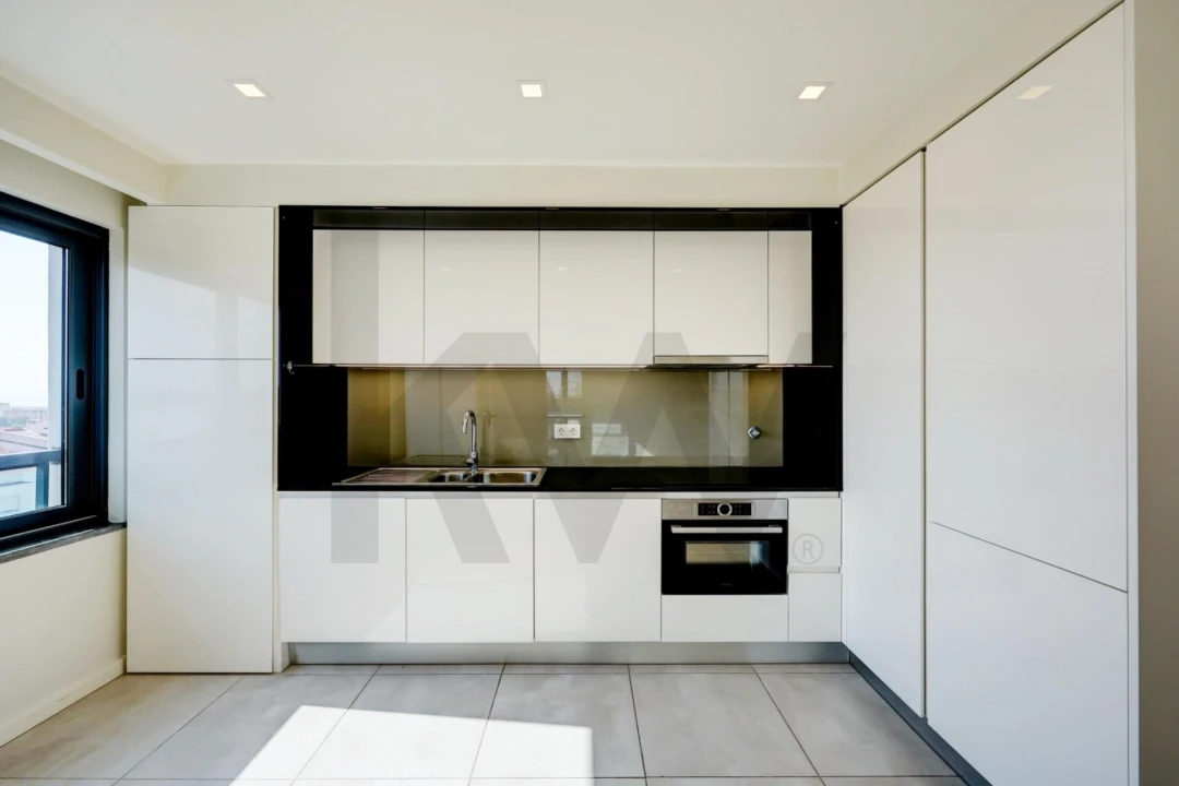 Apartamento T1 para Arrendamento em Carcavelos e Parede Foto 5