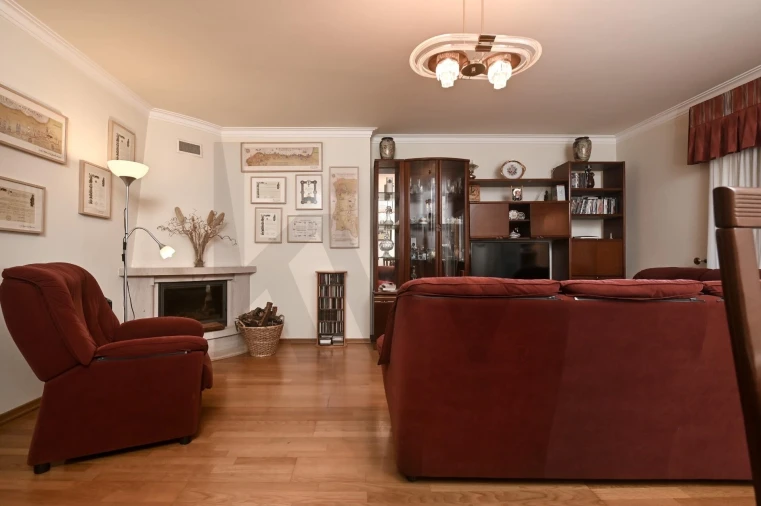 Apartamento T2 para Venda em Carnaxide e Queijas Foto 5
