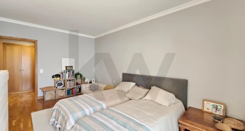 Apartamento T3 para Venda em Requeixo, Nossa Senhora de Fátima e Nariz