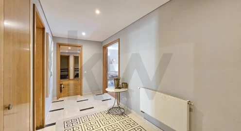 Apartamento T3 para Venda em Requeixo, Nossa Senhora de Fátima e Nariz