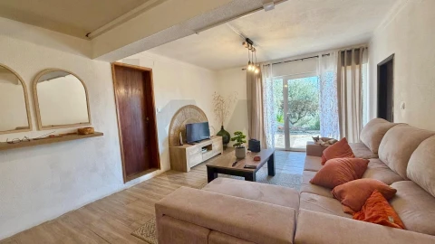 Moradia T3 para Venda em Barco e Coutada