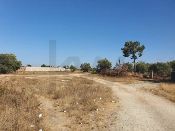 Terreno para Venda em Atalaia e Alto Estanqueiro-Jardia