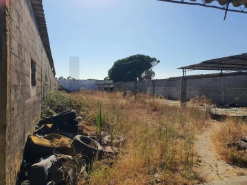 Terreno para Venda em Atalaia e Alto Estanqueiro-Jardia