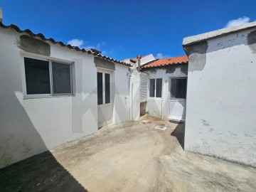 Moradia T2 para Venda em Lomba da Maia