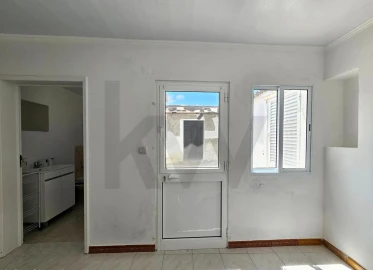 Moradia T2 para Venda em Lomba da Maia
