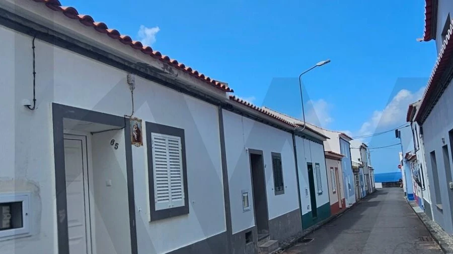 Moradia T2 para Venda em Lomba da Maia