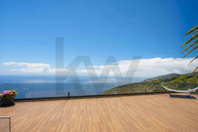 Prédio para Venda em Arco da Calheta