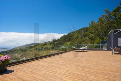Prédio para Venda em Arco da Calheta