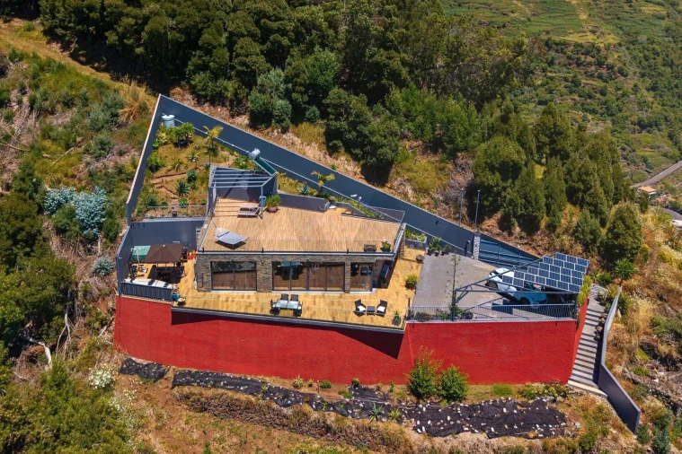 Prédio para Venda em Arco da Calheta Foto 8