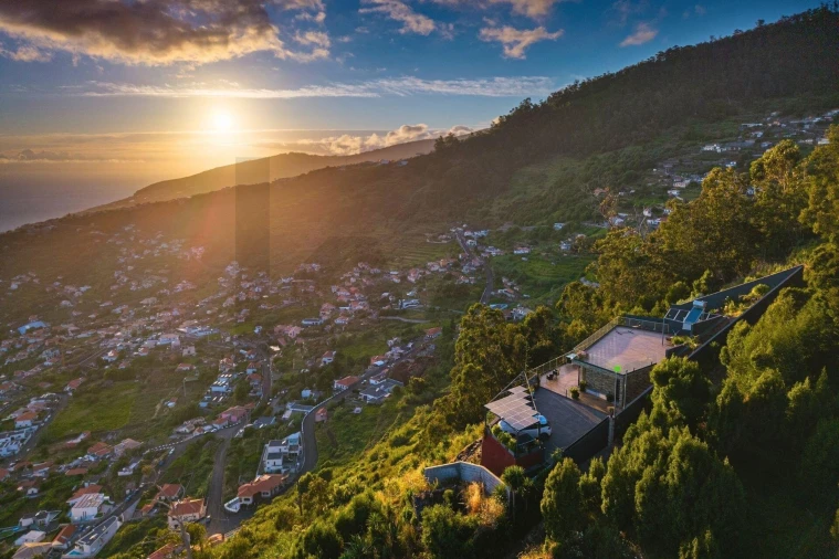 Prédio para Venda em Arco da Calheta Foto 51