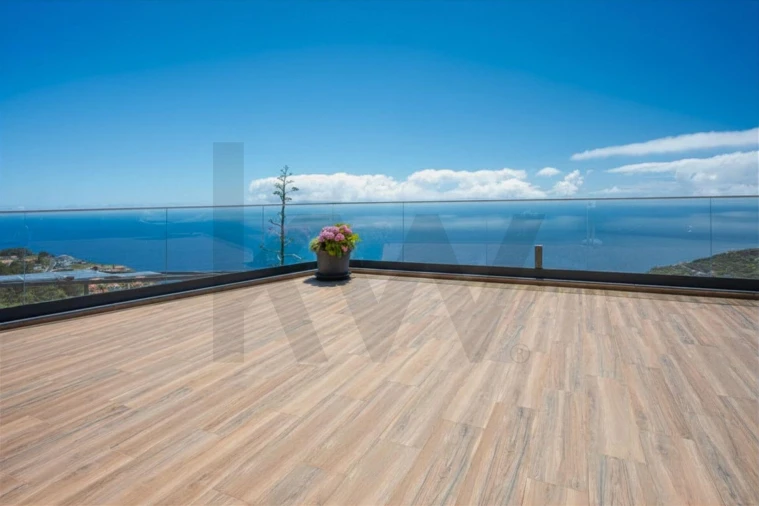 Prédio para Venda em Arco da Calheta Foto 17