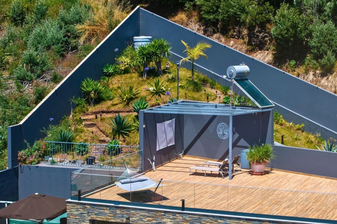 Prédio para Venda em Arco da Calheta Foto 21