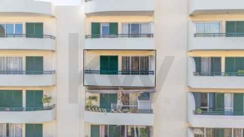 Apartamento T2 para Arrendamento em São Martinho