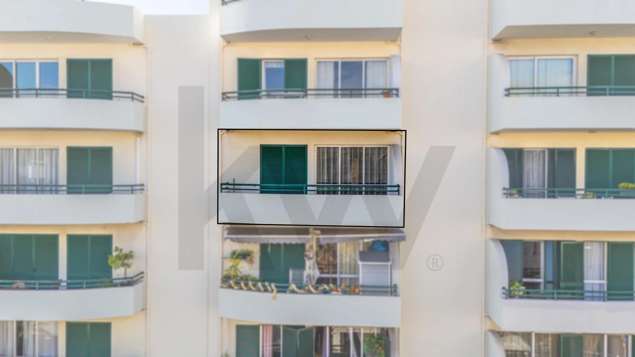 Apartamento T2 para Arrendamento em São Martinho Foto 3