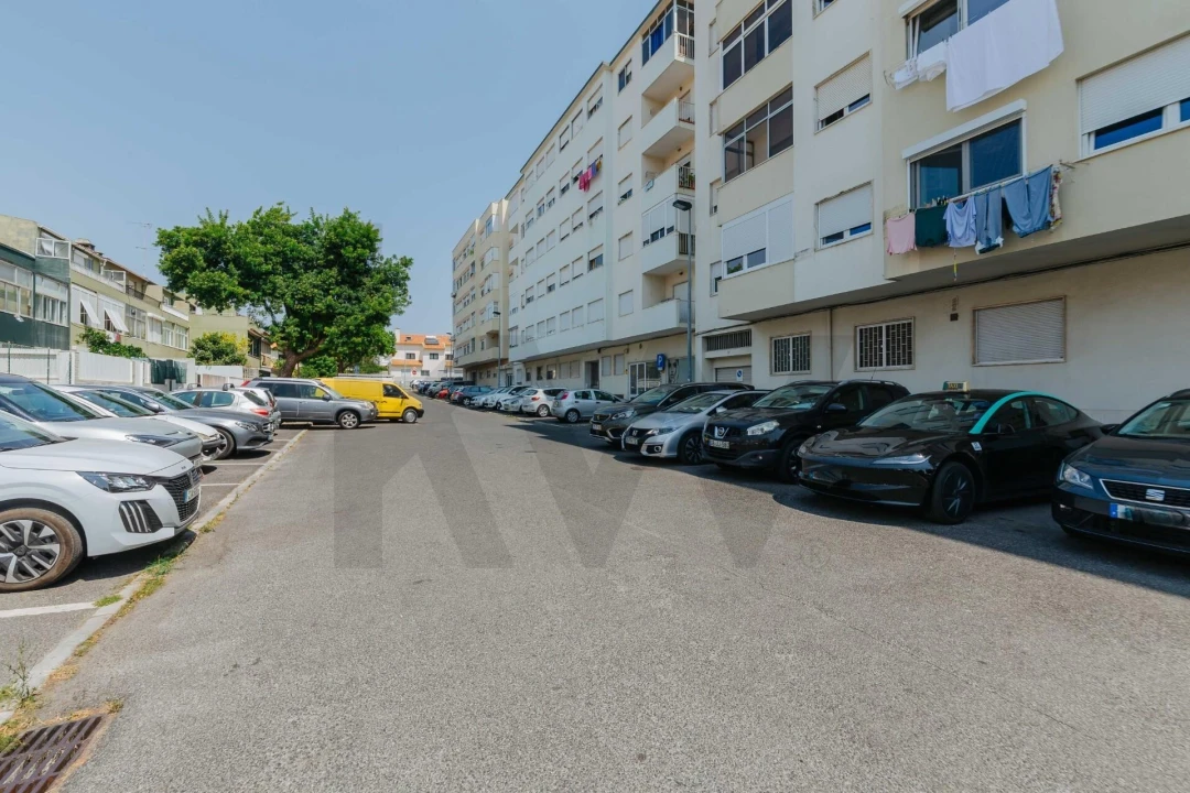 Apartamento T3 para Venda em Algés, Linda-A-Velha e Cruz Quebrada-Dafundo Foto 43