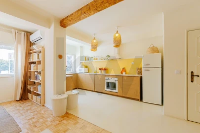 Apartamento T3 para Venda em Algés, Linda-A-Velha e Cruz Quebrada-Dafundo