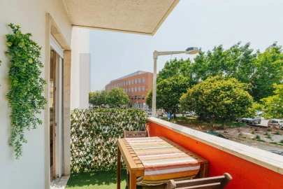 Apartamento T3 para Venda em Algés, Linda-A-Velha e Cruz Quebrada-Dafundo