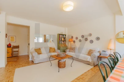 Apartamento T3 para Venda em Algés, Linda-A-Velha e Cruz Quebrada-Dafundo