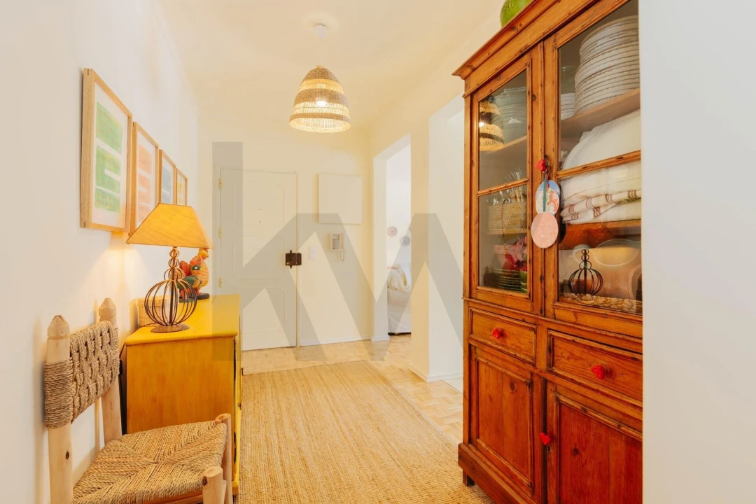 Apartamento T3 para Venda em Algés, Linda-A-Velha e Cruz Quebrada-Dafundo Foto 2