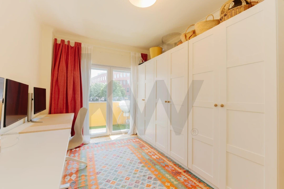 Apartamento T3 para Venda em Algés, Linda-A-Velha e Cruz Quebrada-Dafundo Foto 27