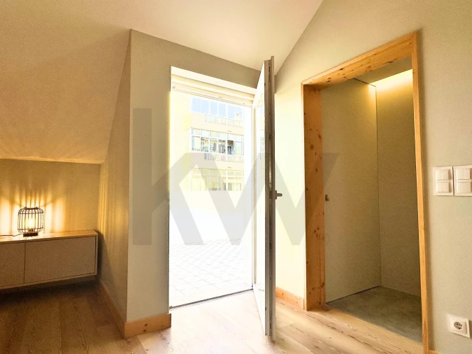 Apartamento T4 para Venda em Sacavém e Prior Velho Foto 9