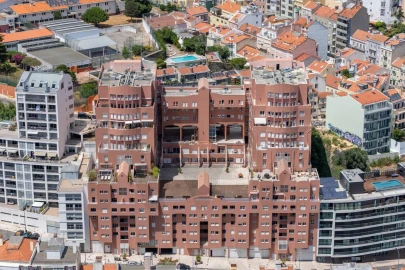 Escritório para Arrendamento em São Vicente
