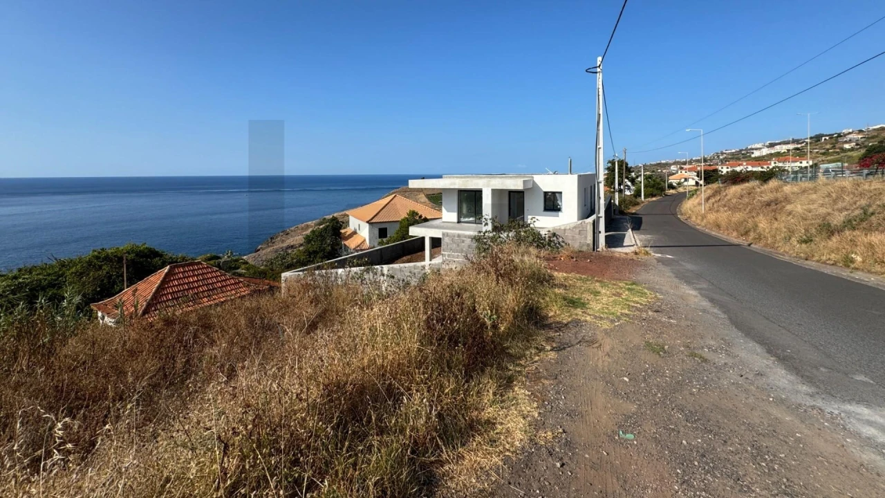 Terreno para Venda em Caniço Foto 4