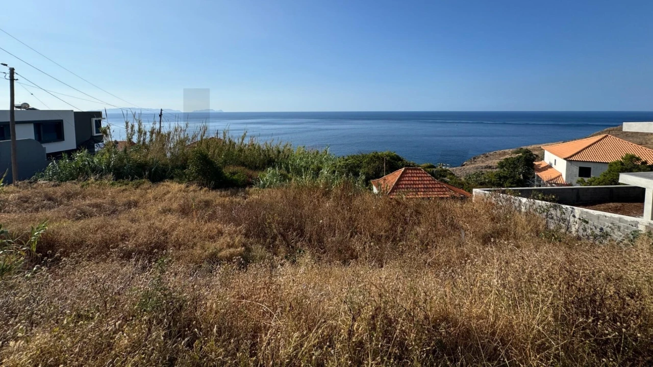 Terreno para Venda em Caniço Foto 6