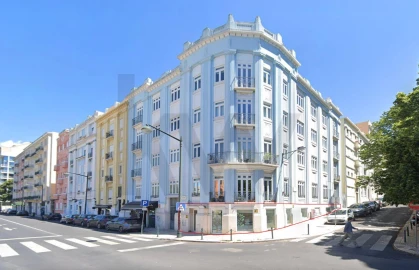 Loja para Venda em Areeiro