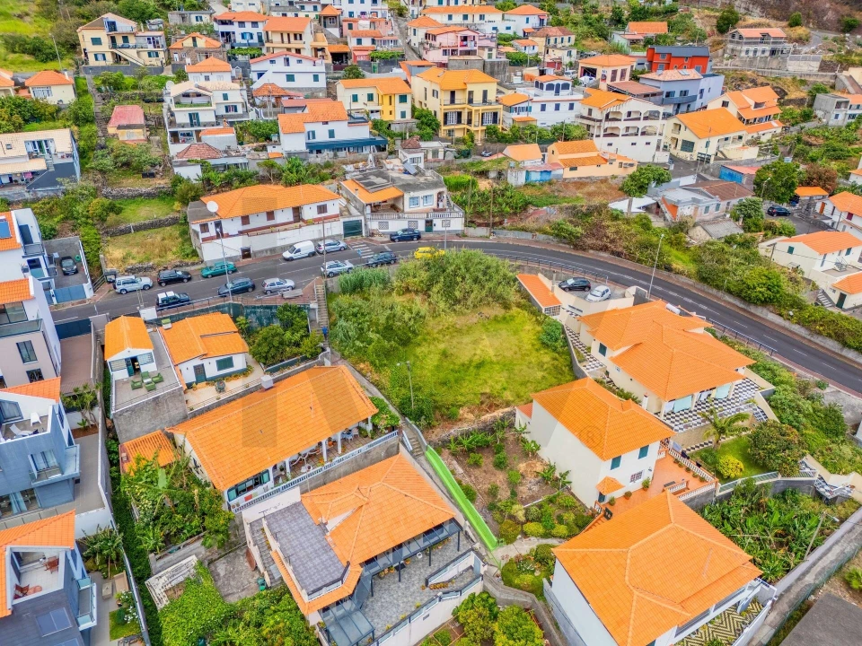 Terreno para Venda em Machico Foto 12