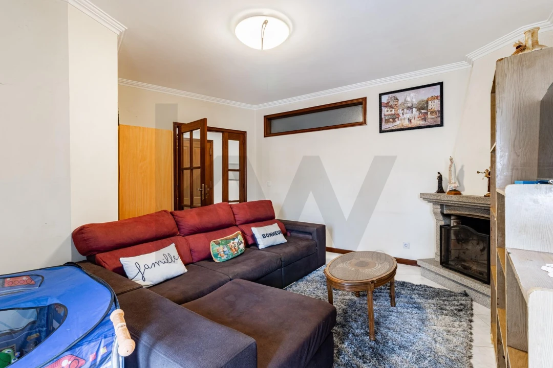 Apartamento T1 para Venda em Fiães Foto 6