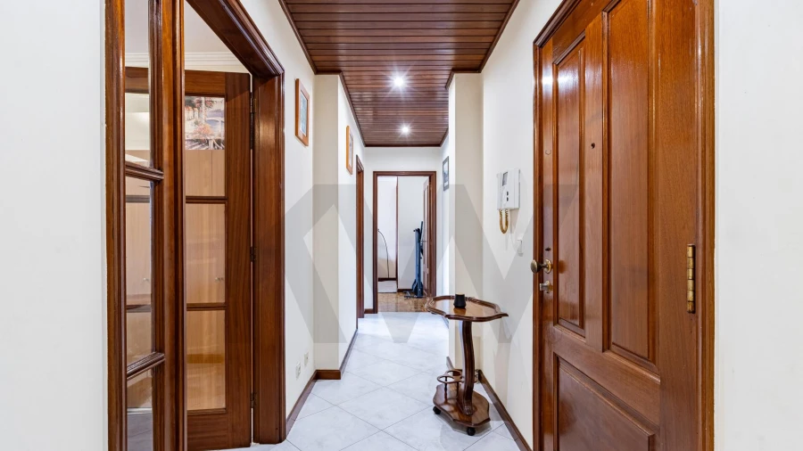 Apartamento T1 para Venda em Fiães