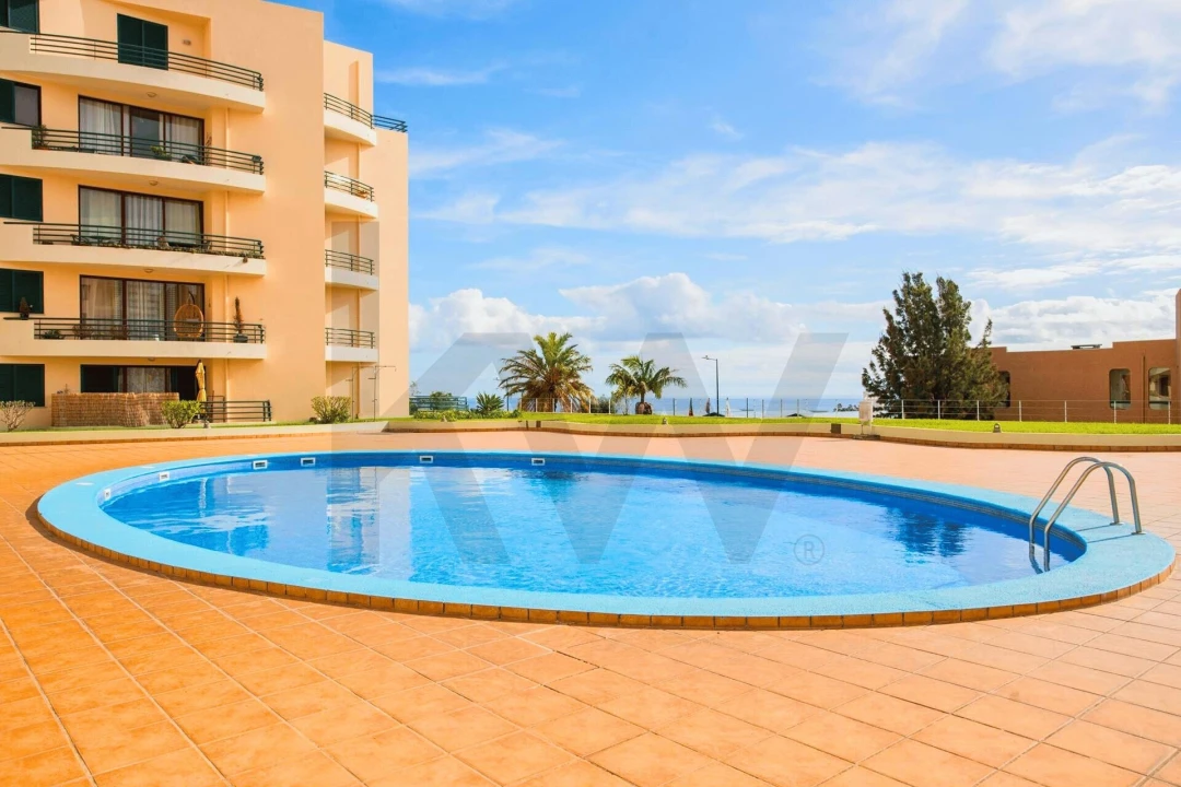 Apartamento T1 para Venda em Caniço Foto 4