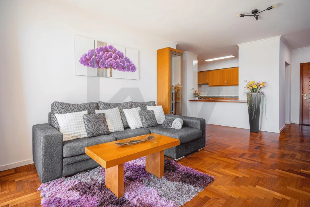 Apartamento T1 para Venda em Caniço Foto 20